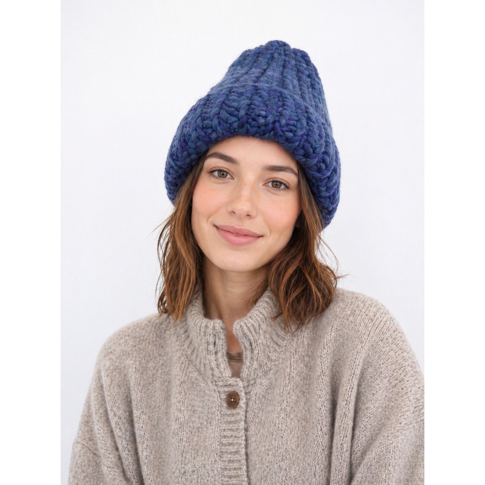 NWOT Meg Cohen 100% Wool Fisherman Blue Soft Roving Beanie Hat Chunky Knit New